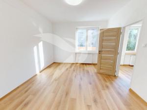 Pronájem bytu 3+1, Plzeň, Blatenská, 46 m2