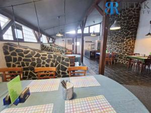 Pronájem restaurace, Přerov, Palackého, 200 m2