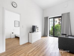 Pronájem bytu 2+kk, Praha - Kyje, Za černým mostem, 67 m2