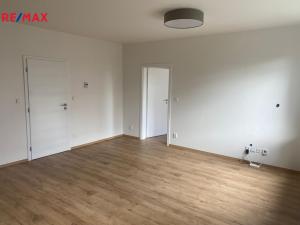 Pronájem bytu 2+kk, Jesenice, V Roháči I., 56 m2