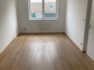 Pronájem bytu 2+kk, Jesenice, V Roháči I., 56 m2