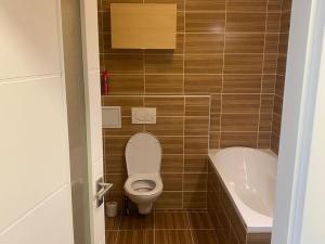 Pronájem bytu 2+kk, Jesenice, V Roháči I., 56 m2
