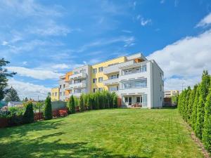 Prodej bytu 2+kk, Praha - Dubeč, Dubeckého, 53 m2