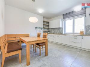 Pronájem bytu 3+1, Plzeň - Jižní Předměstí, Erbenova, 140 m2