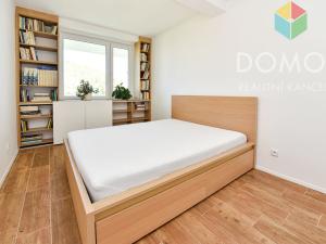Prodej bytu 3+kk, Loděnice, Za GZ, 64 m2