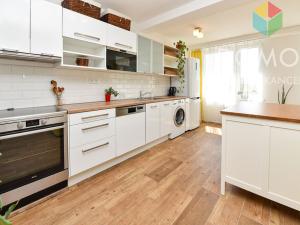 Prodej bytu 3+kk, Loděnice, Za GZ, 64 m2