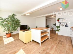 Prodej bytu 3+kk, Loděnice, Za GZ, 64 m2