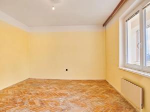 Prodej bytu 4+1, Praha - Suchdol, K Horoměřicům, 86 m2