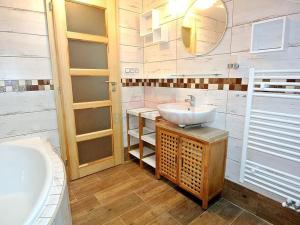 Pronájem bytu 2+1, Praha - Šeberov, Musilova, 56 m2