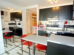 Pronájem bytu 1+kk, Praha - Háje, Hlavatého, 27 m2