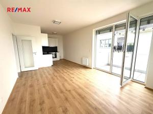 Pronájem bytu 2+kk, Kladno, Bohumila Landy, 54 m2