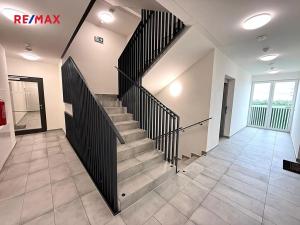 Pronájem bytu 2+kk, Kladno, Bohumila Landy, 54 m2