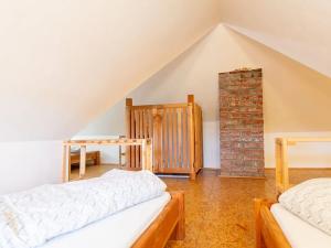 Prodej ubytování, Žacléř, Sadová, 151 m2