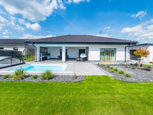Prodej rodinného domu, Rožďalovice - Zámostí, Polní, 145 m2