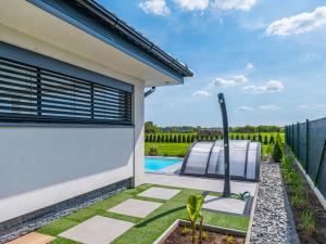 Prodej rodinného domu, Rožďalovice - Zámostí, Polní, 145 m2