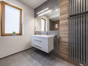 Prodej rodinného domu, Rožďalovice - Zámostí, Polní, 145 m2