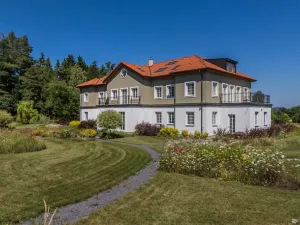 Prodej rodinného domu, Stranný, 804 m2