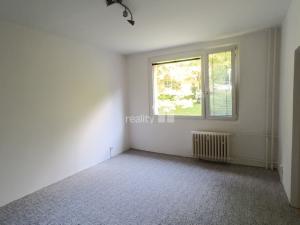 Pronájem bytu 2+kk, Ústí nad Labem - Střekov, Tolstého, 36 m2