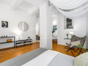 Prodej bytu 1+kk, Praha - Nové Město, Na zbořenci, 37 m2