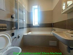 Pronájem bytu 2+kk, Praha - Dolní Měcholupy, Dolnoměcholupská, 46 m2