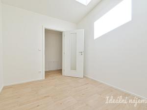 Pronájem bytu 5+kk, 117 m2