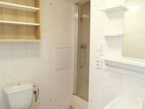 Pronájem bytu 1+1, Praha - Karlín, Šaldova, 39 m2