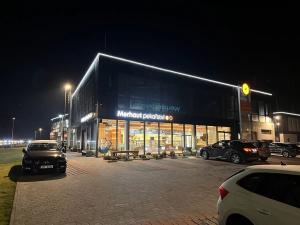 Pronájem obchodního prostoru, Říčany, Duhová, 175 m2