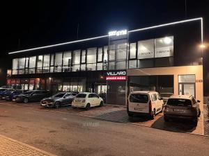 Pronájem obchodního prostoru, Říčany, Duhová, 175 m2