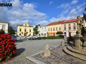 Prodej činžovního domu, Uničov, Masarykovo nám., 307 m2