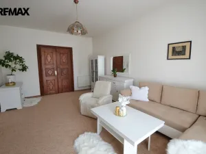 Prodej činžovního domu, Uničov, Masarykovo nám., 307 m2