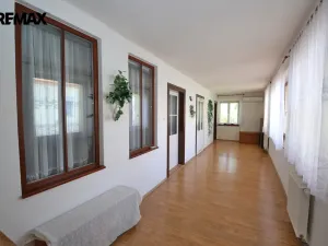 Prodej činžovního domu, Uničov, Masarykovo nám., 307 m2