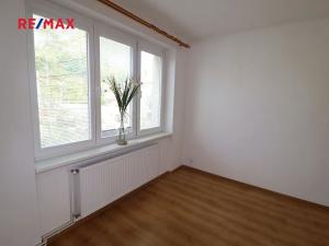 Prodej bytu 2+1, Krupka, Sídliště, 51 m2
