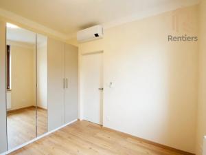 Pronájem bytu 2+kk, Praha - Nusle, Lumírova, 38 m2
