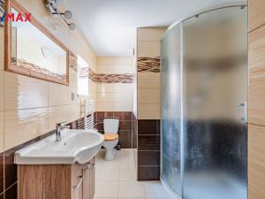 Prodej výrobních prostor, Čelčice, 520 m2