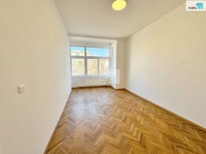 Pronájem bytu 3+kk, Praha - Karlín, Urxova, 82 m2