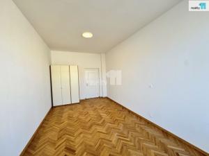 Pronájem bytu 3+kk, Praha - Karlín, Urxova, 82 m2