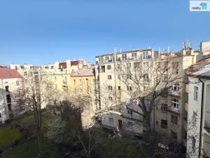 Pronájem bytu 3+kk, Praha - Karlín, Urxova, 82 m2