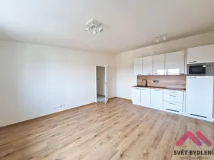Pronájem bytu 2+kk, Praha - Kyje, Jamská, 42 m2