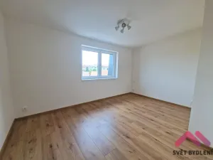 Pronájem bytu 2+kk, Praha - Kyje, Jamská, 42 m2