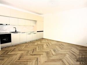 Pronájem bytu 2+kk, Znojmo, Pražákova, 46 m2