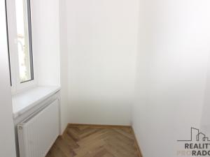 Pronájem bytu 2+kk, Znojmo, Pražákova, 46 m2