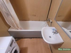 Prodej bytu 3+1, Praha - Horní Měcholupy, Livornská, 80 m2