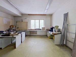 Prodej obchodního prostoru, Třebíč - Borovina, 560 m2