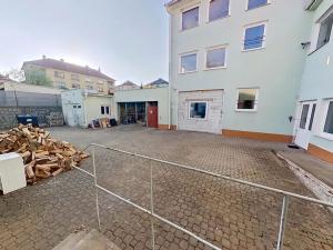 Prodej obchodního prostoru, Třebíč - Borovina, 560 m2