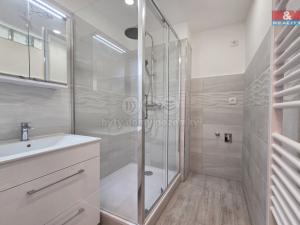 Pronájem bytu 2+1, Karlovy Vary, 5. května, 63 m2