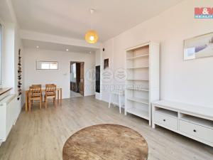 Pronájem bytu 2+1, Chomutov, Dostojevského, 54 m2