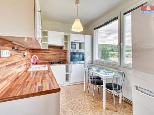 Prodej bytu 3+1, Chomutov, Kundratická, 68 m2
