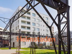 Pronájem bytu 2+kk, Praha - Holešovice, U Pergamenky, 54 m2
