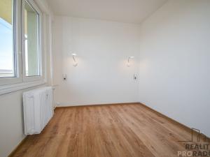 Prodej bytu 2+kk, Karviná, Bratr. Veverkových, 40 m2