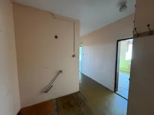 Prodej bytu 2+1, Nová Role, Tovární, 54 m2